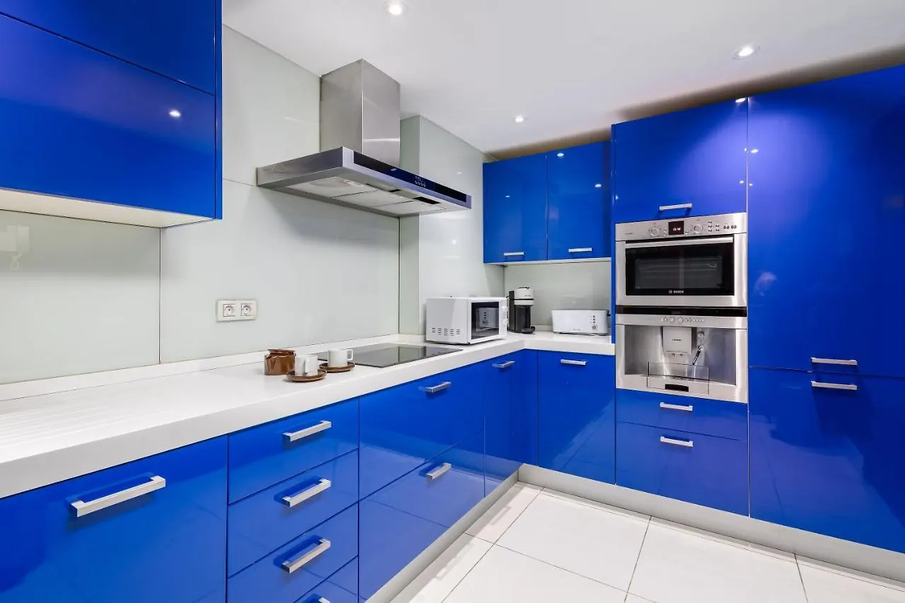 Luxury 2 bedroom apartment in Puerto Banús, parking&pool Marbella