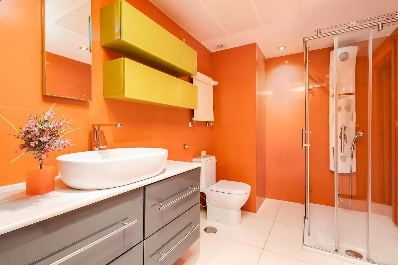 Puerto Banus, Edificio Tembo, 2 Bedroom Apartment, Parking And Pool Marbella 0*,  İspanya